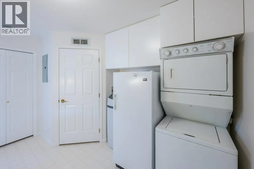 6514 Meadows Drive Unit# 4