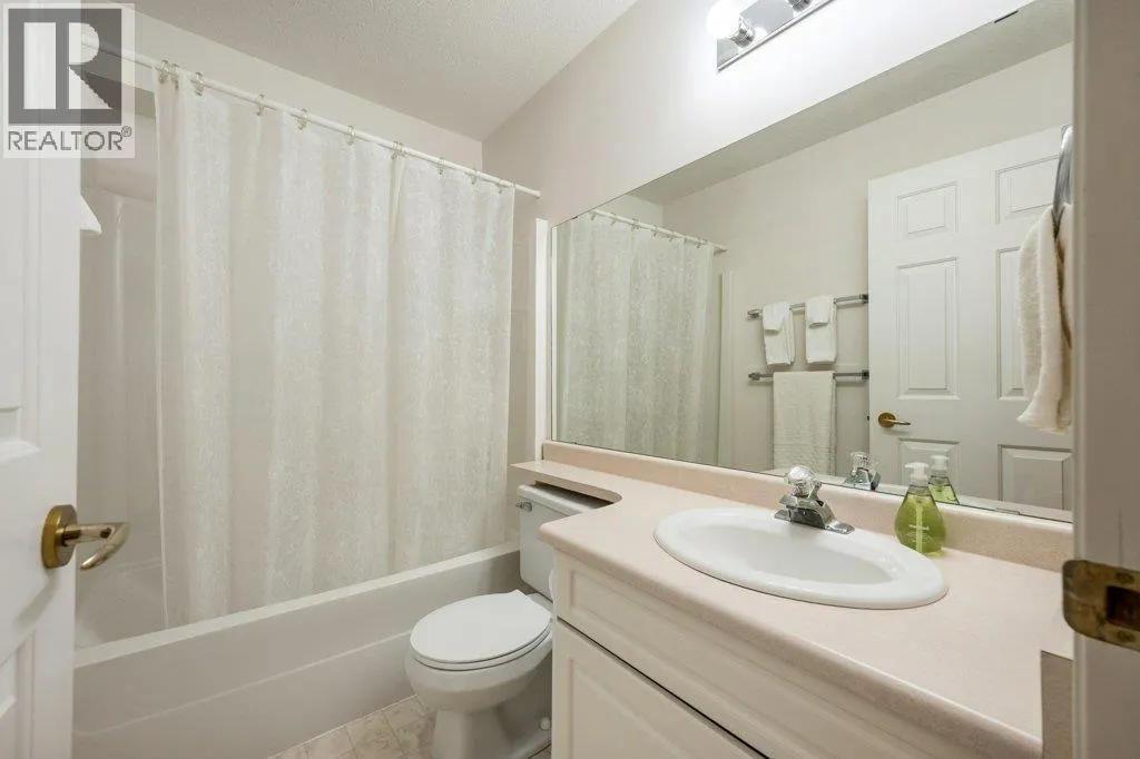 6514 Meadows Drive Unit# 4