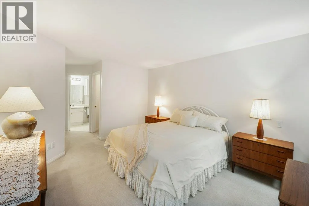 6514 Meadows Drive Unit# 4