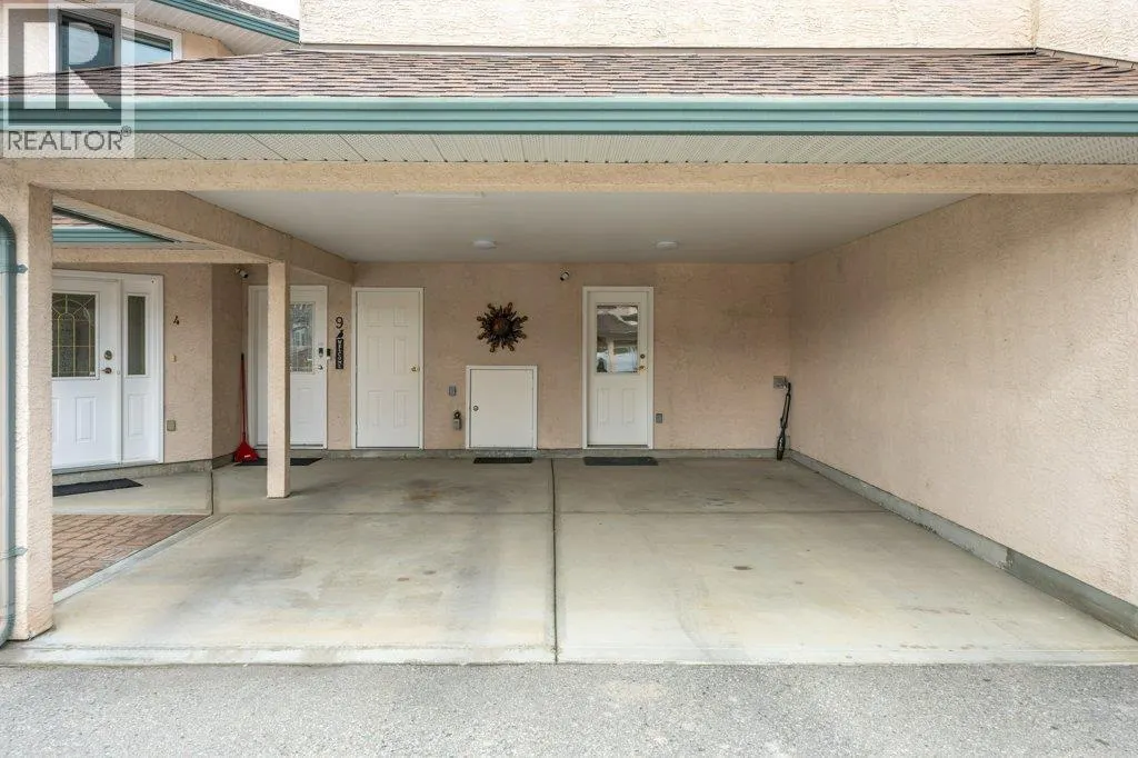 6514 Meadows Drive Unit# 4
