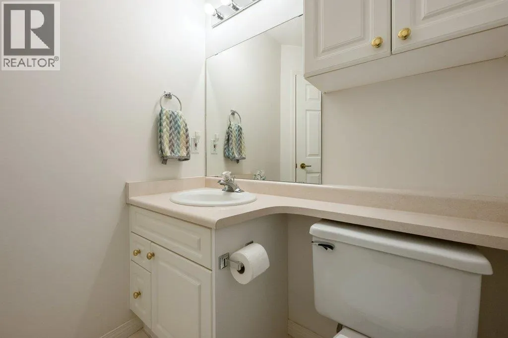 6514 Meadows Drive Unit# 4