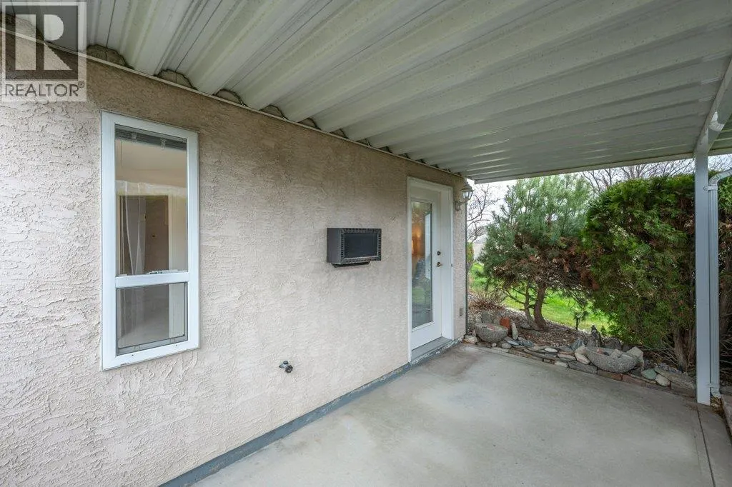 6514 Meadows Drive Unit# 4
