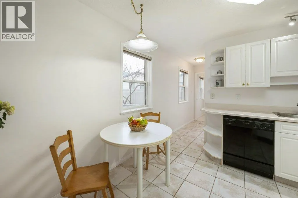 6514 Meadows Drive Unit# 4
