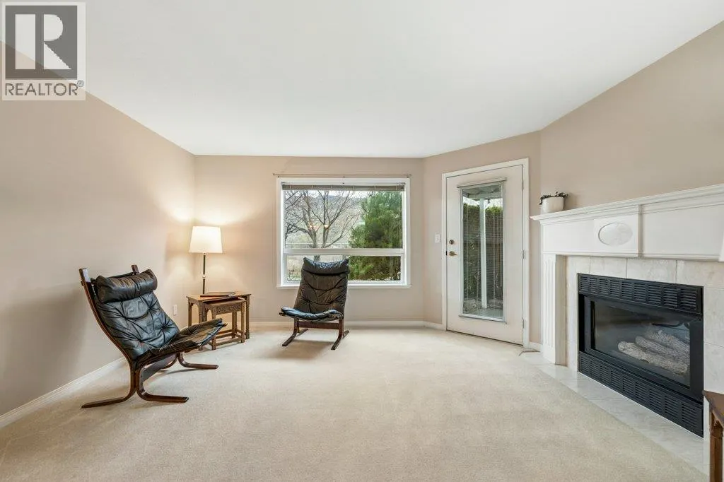 6514 Meadows Drive Unit# 4