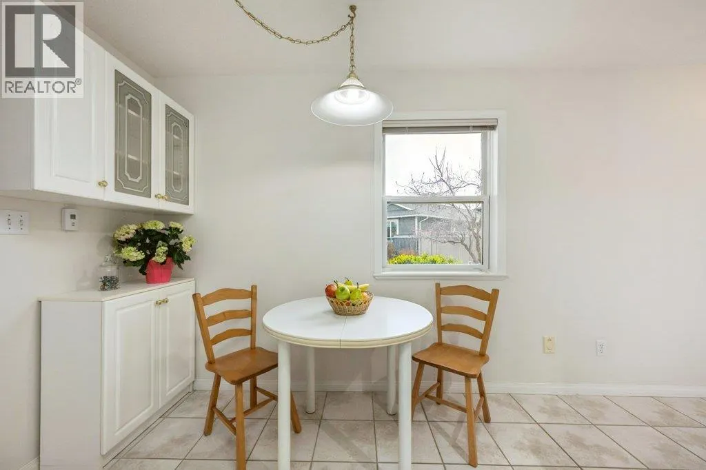 6514 Meadows Drive Unit# 4