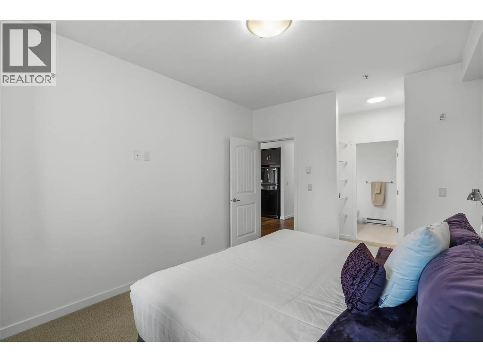 3735 Casorso Road Unit# 110