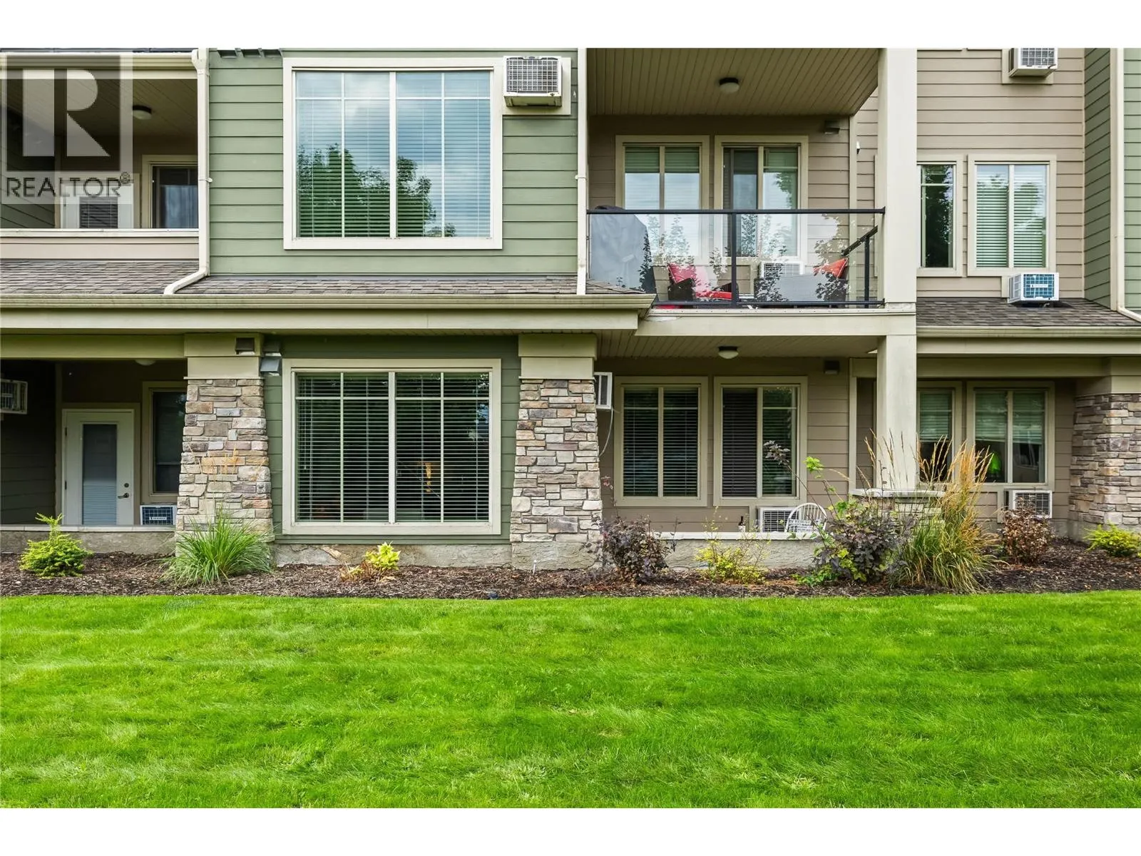 3735 Casorso Road Unit# 110