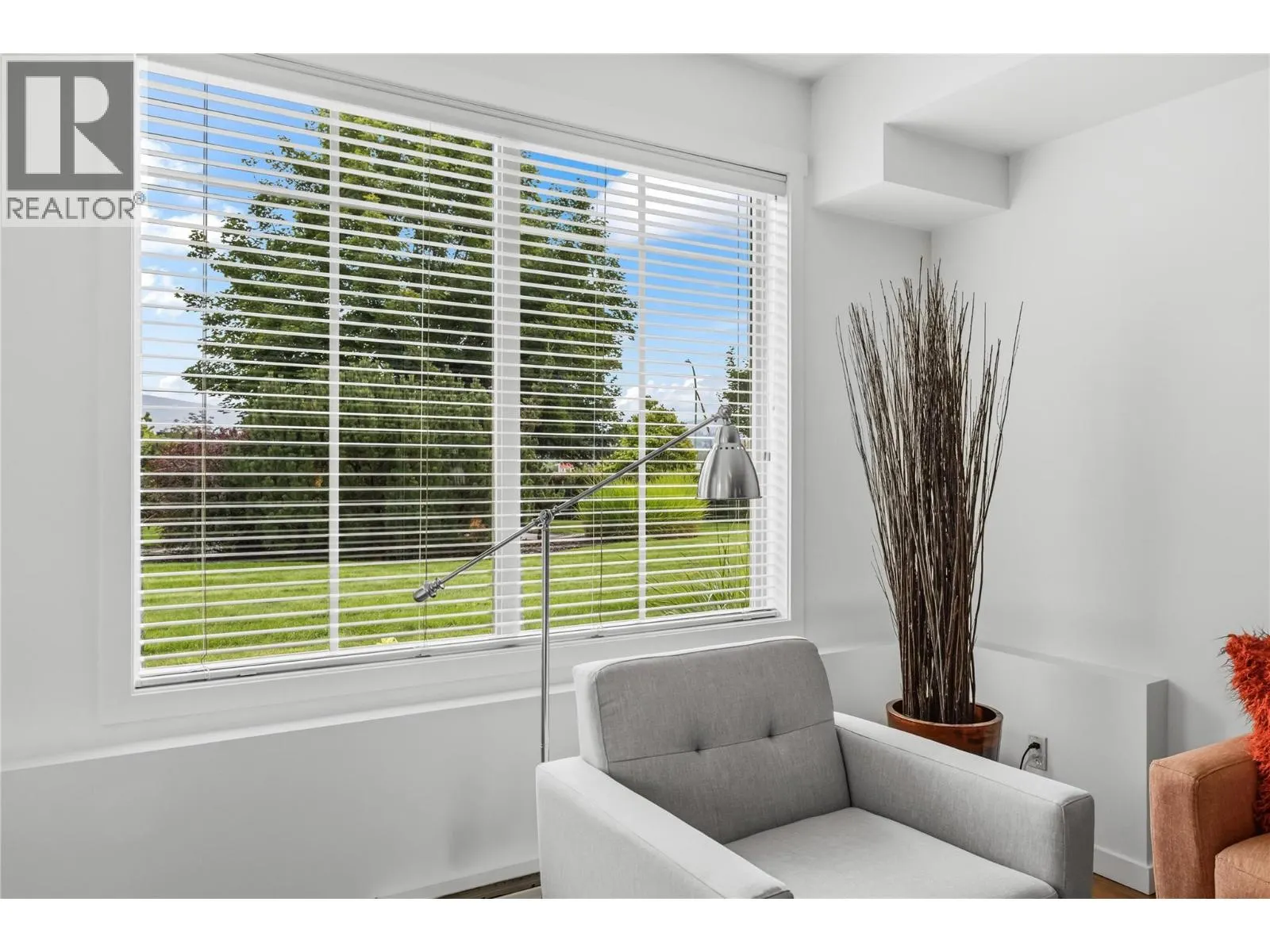 3735 Casorso Road Unit# 110