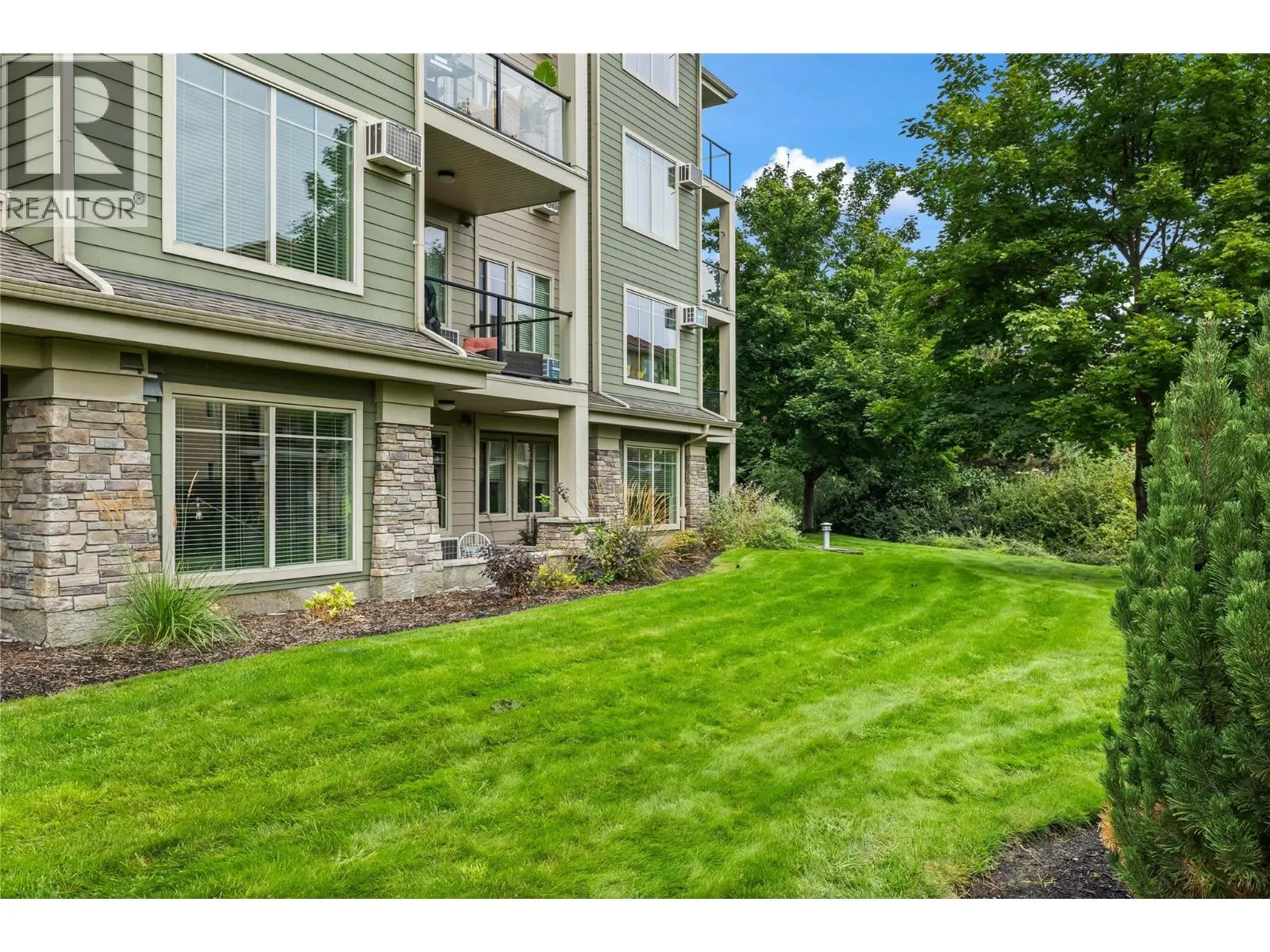 3735 Casorso Road Unit# 110