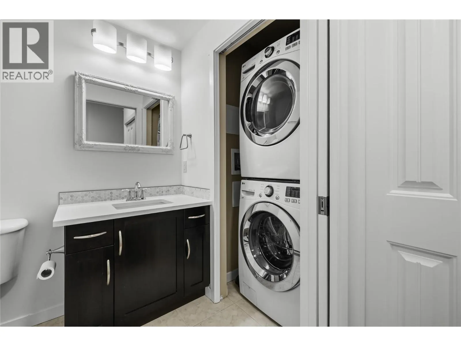 3735 Casorso Road Unit# 110