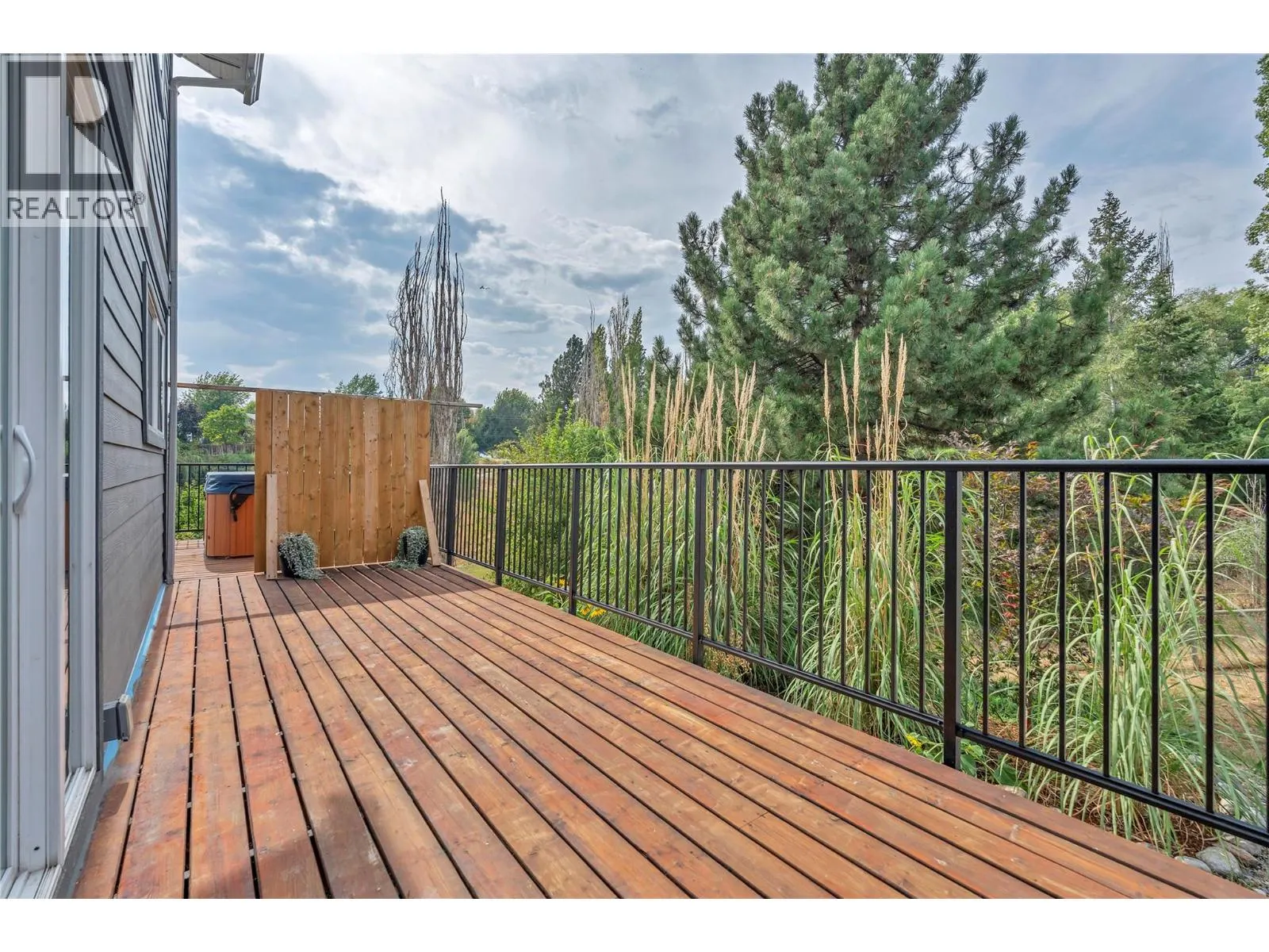 770 LOWER DEBECK Road