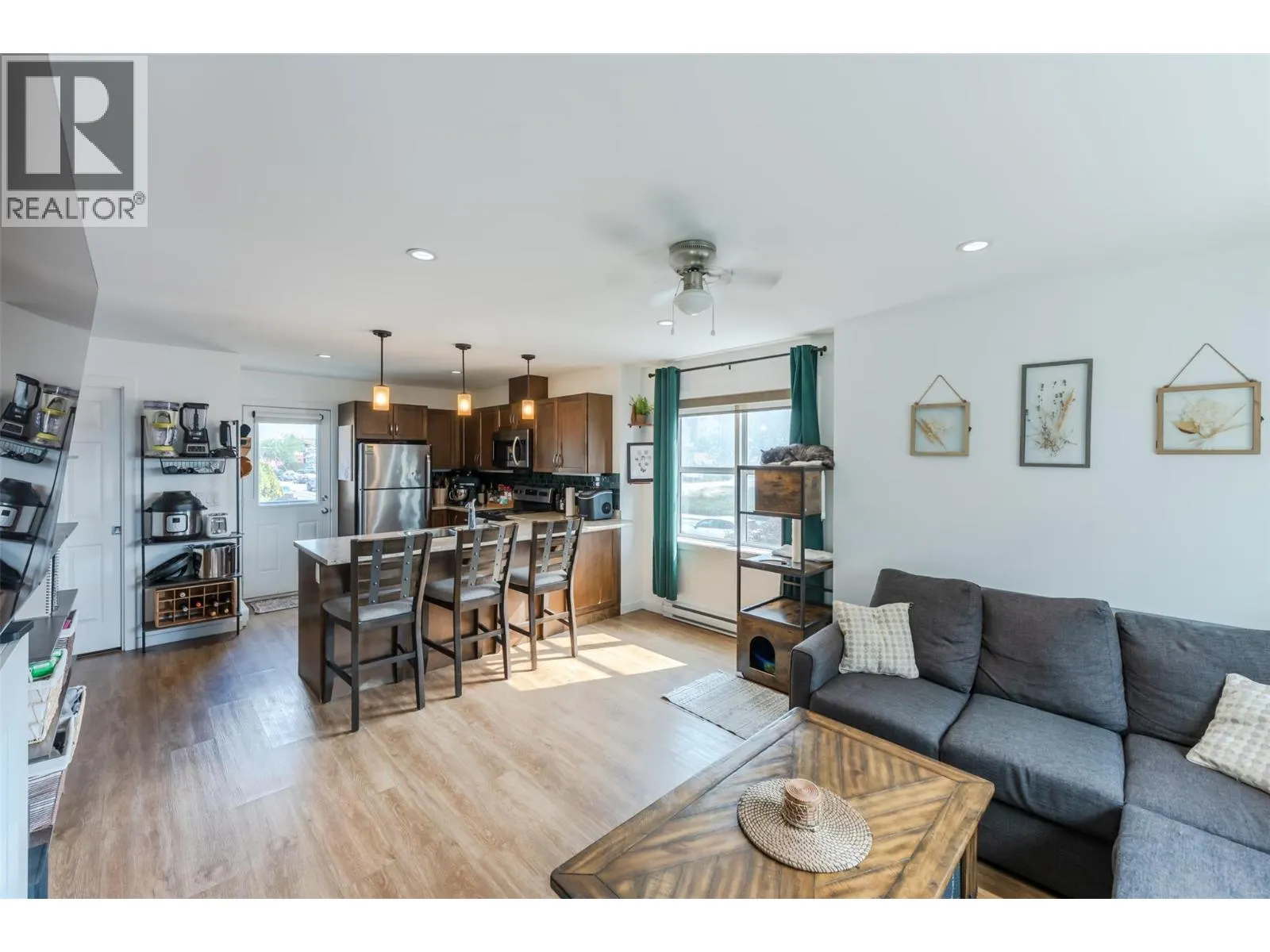 707 REVELSTOKE Avenue Unit# 102