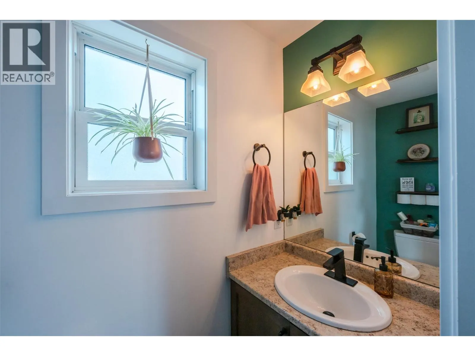 707 REVELSTOKE Avenue Unit# 102