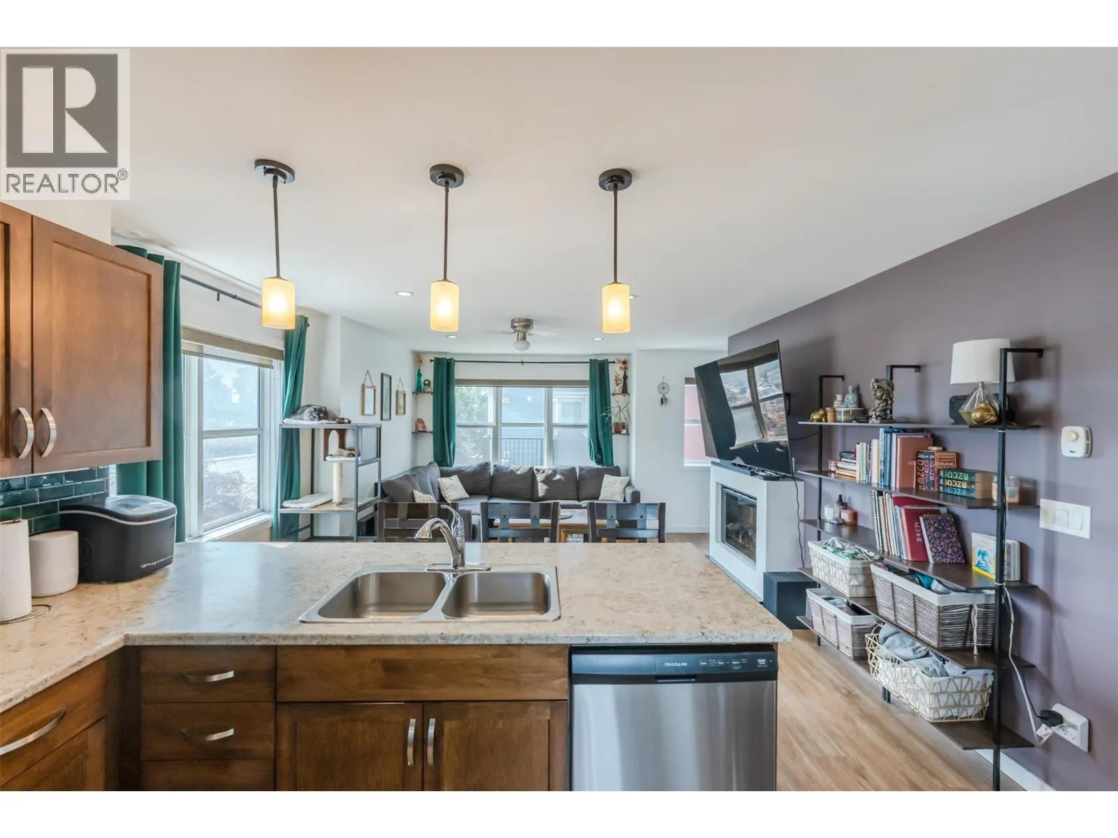 707 REVELSTOKE Avenue Unit# 102