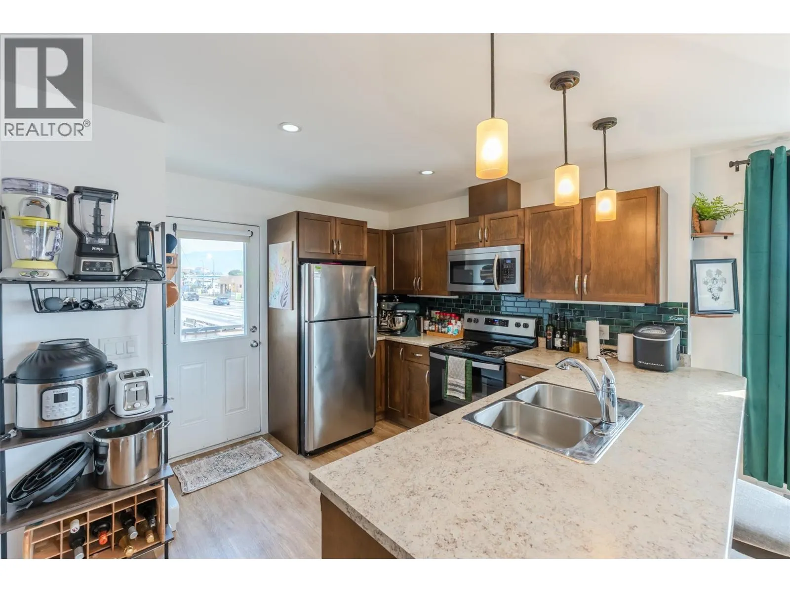 707 REVELSTOKE Avenue Unit# 102