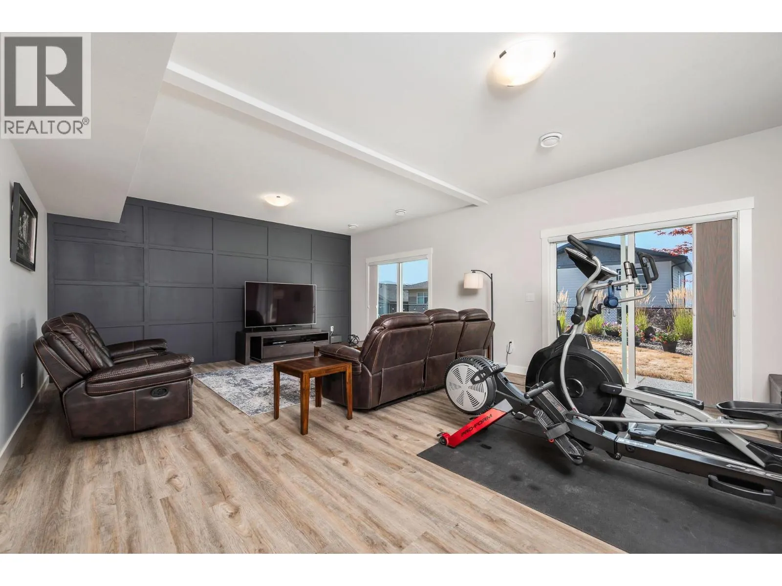 5112 Turtle Pond Court