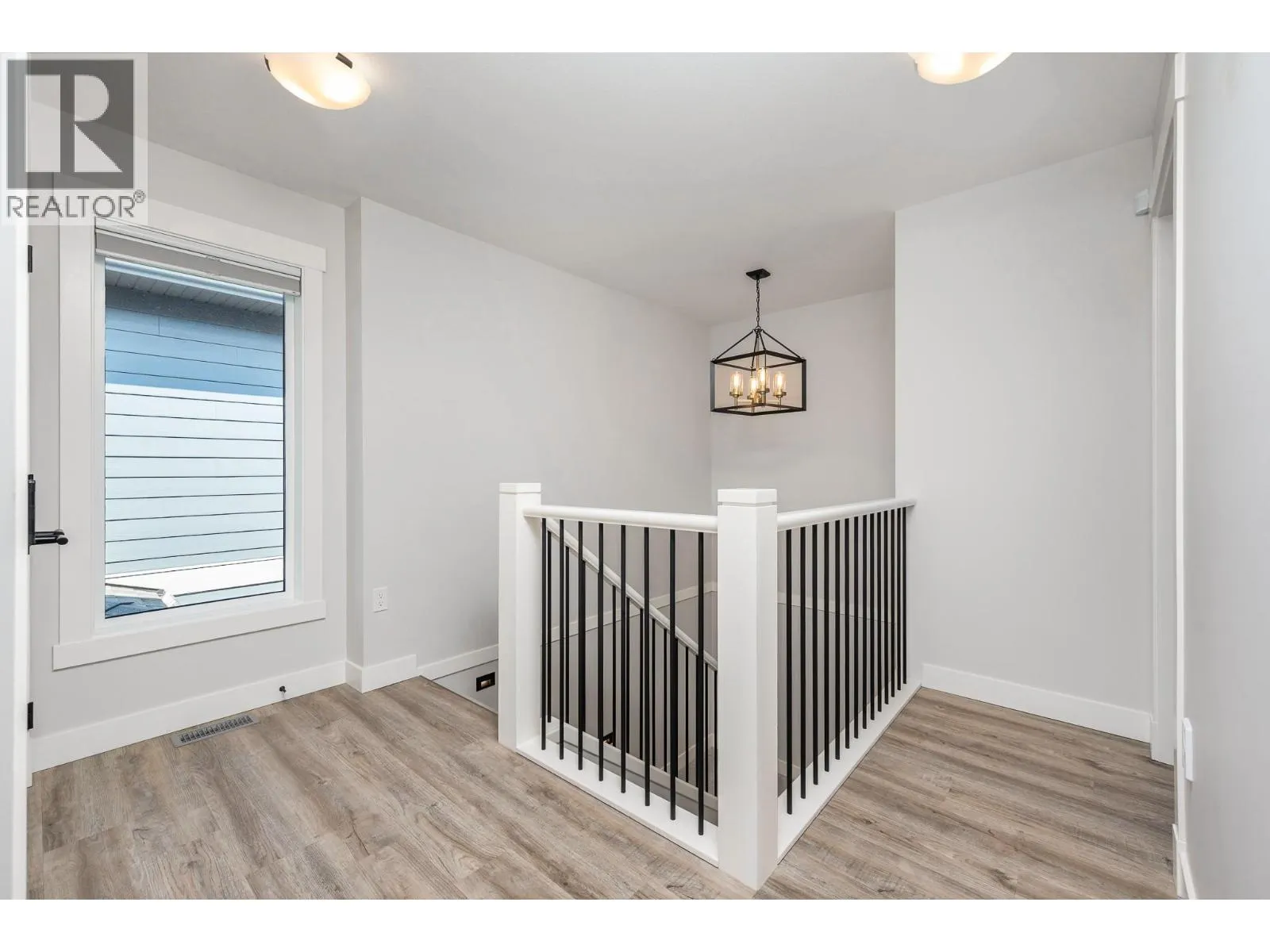 5112 Turtle Pond Court