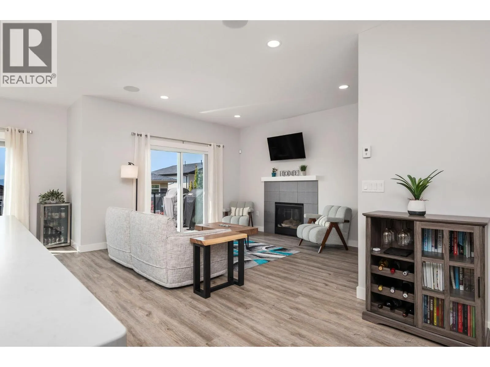 5112 Turtle Pond Court