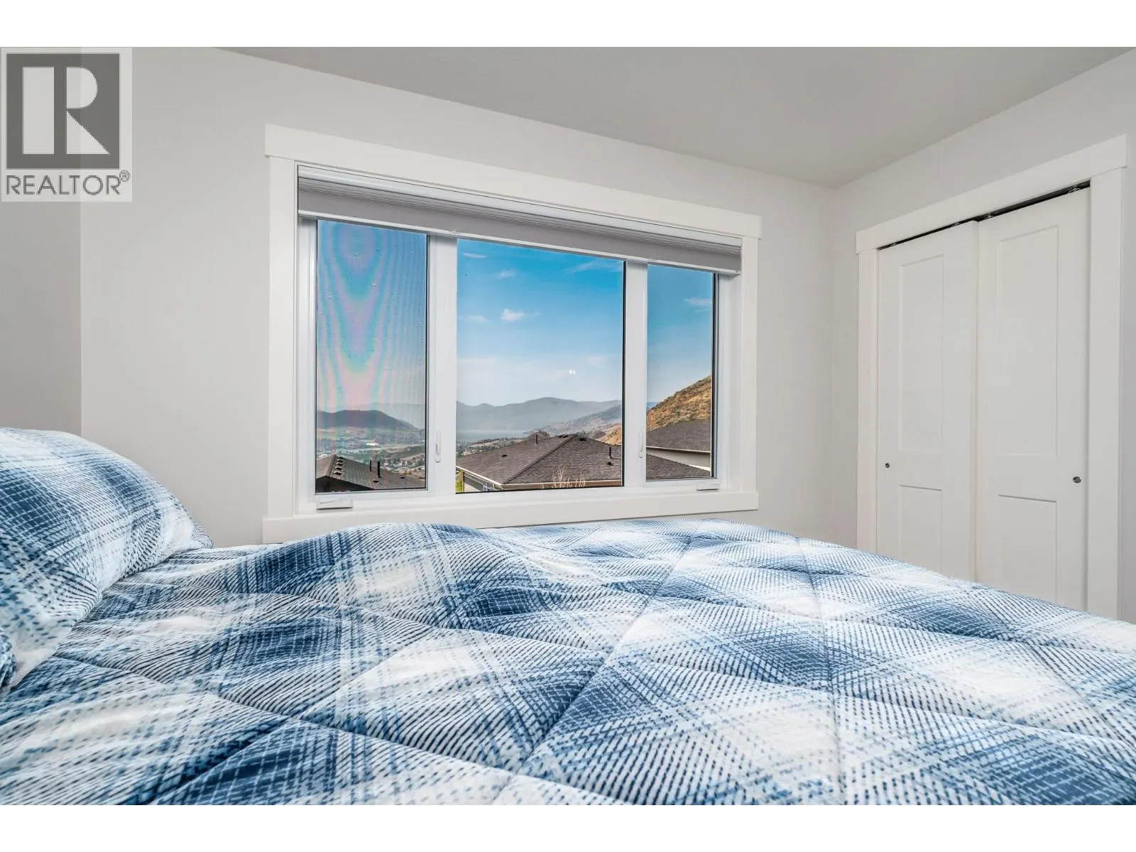 5112 Turtle Pond Court
