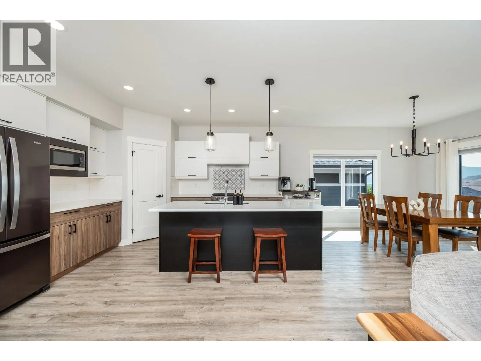 5112 Turtle Pond Court