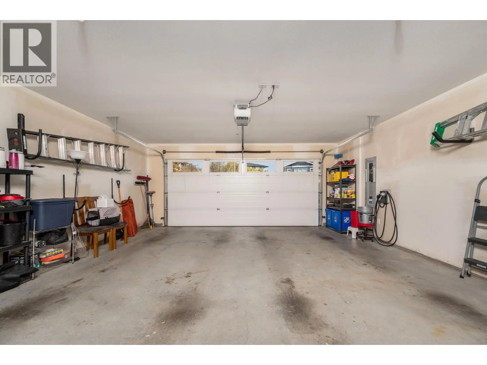 5112 Turtle Pond Court