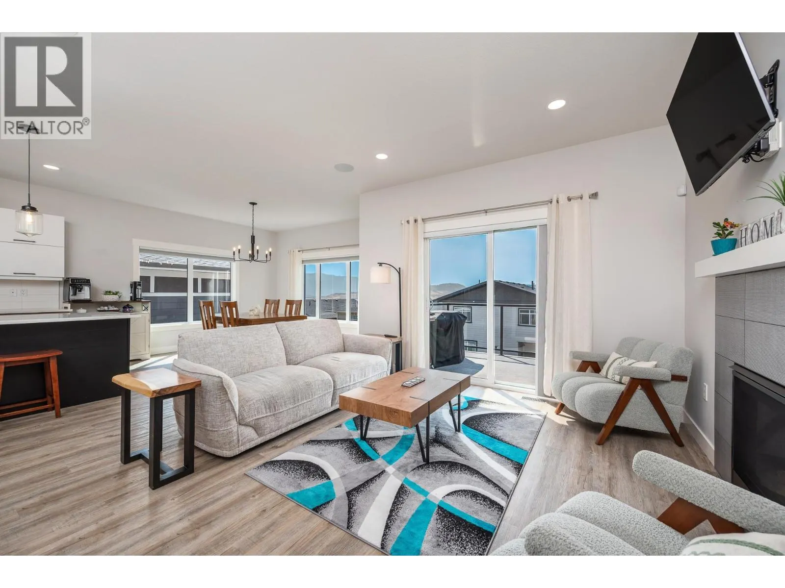 5112 Turtle Pond Court