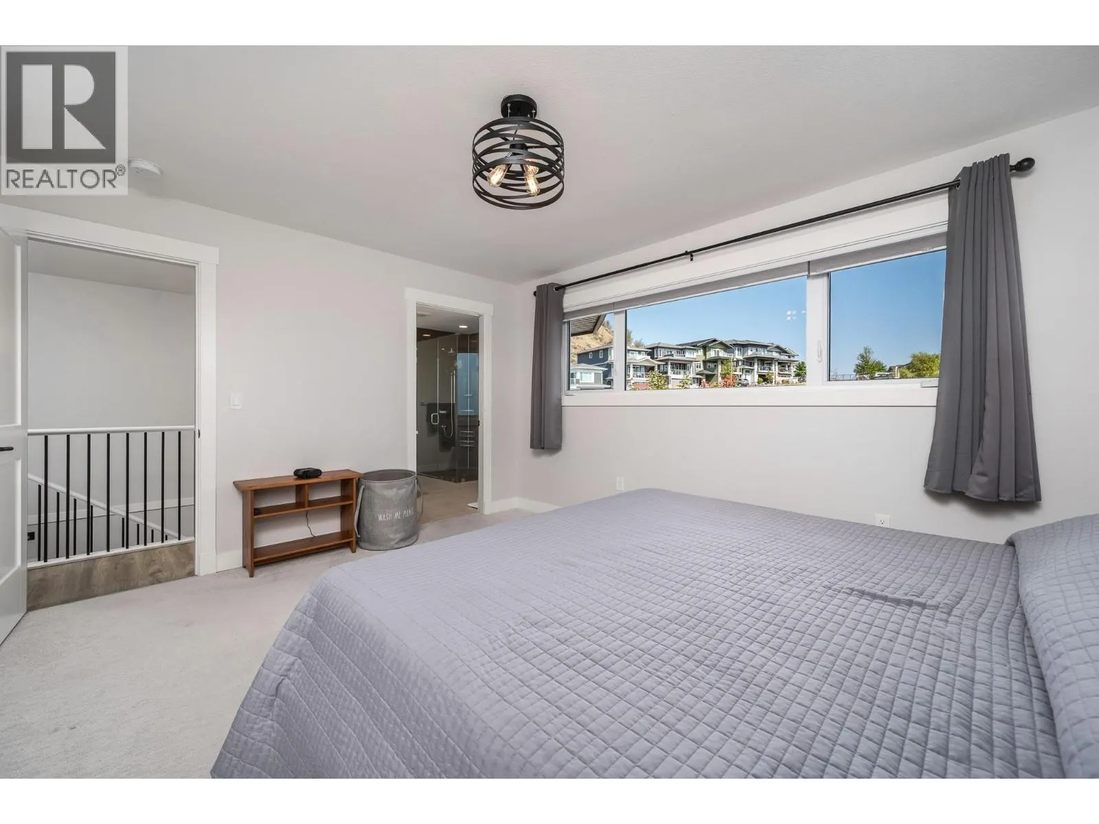 5112 Turtle Pond Court