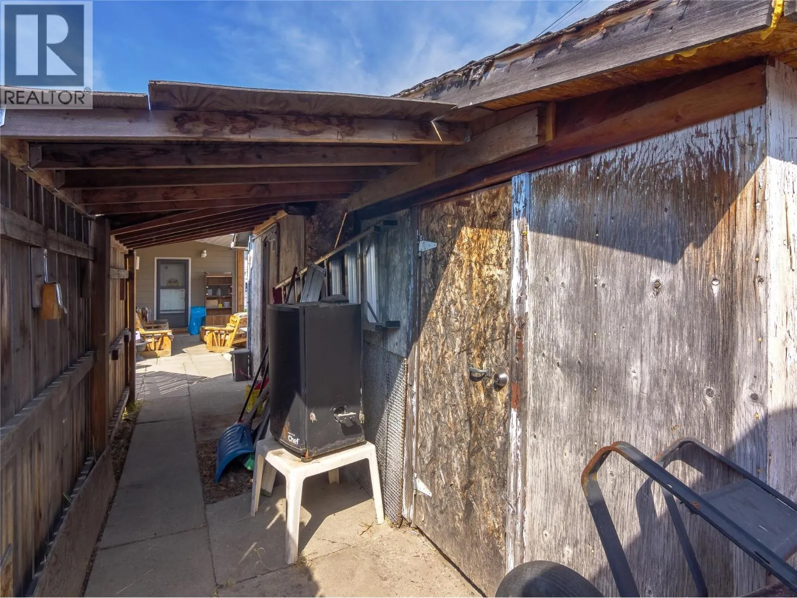 662 Ellis Street