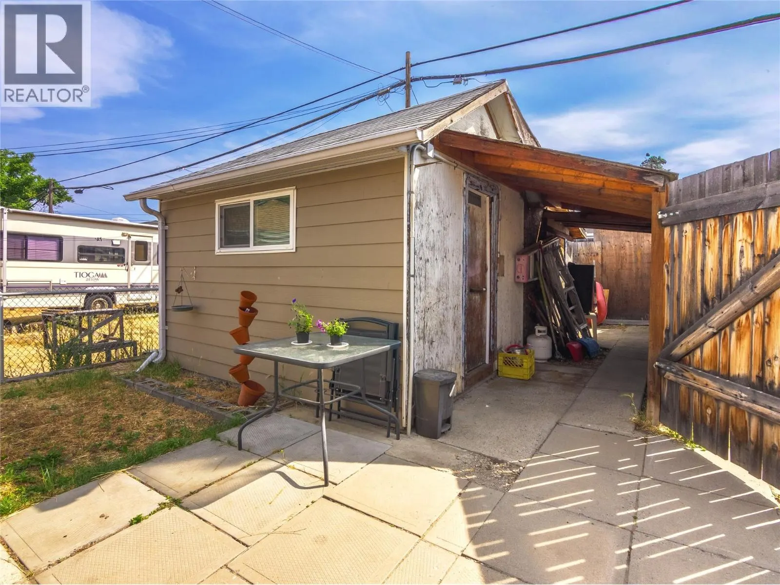 662 Ellis Street