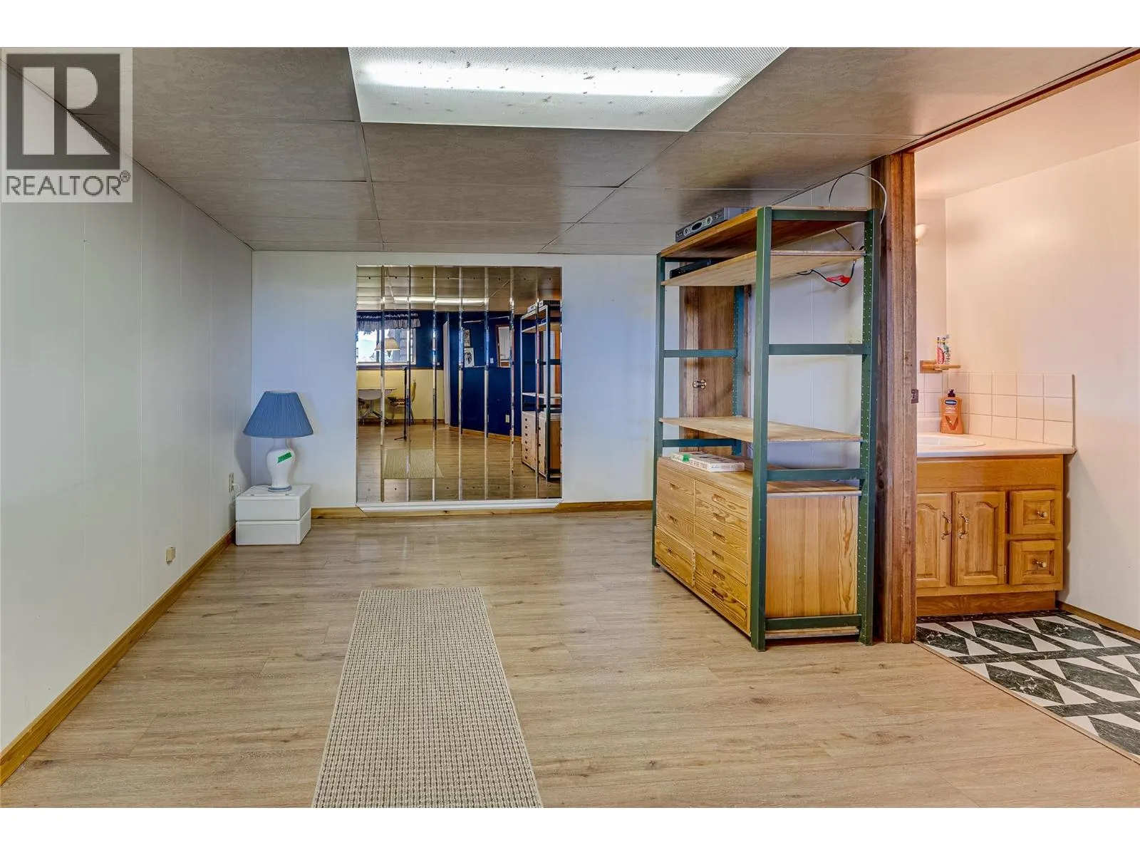 3275 Upper McLeod Road