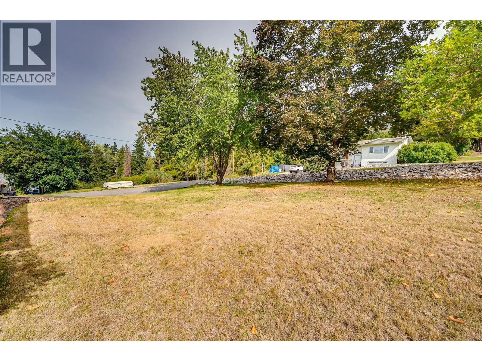 3275 Upper McLeod Road