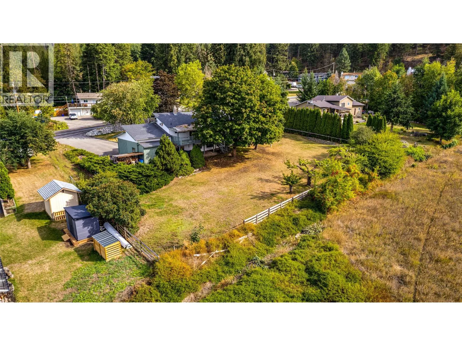 3275 Upper McLeod Road