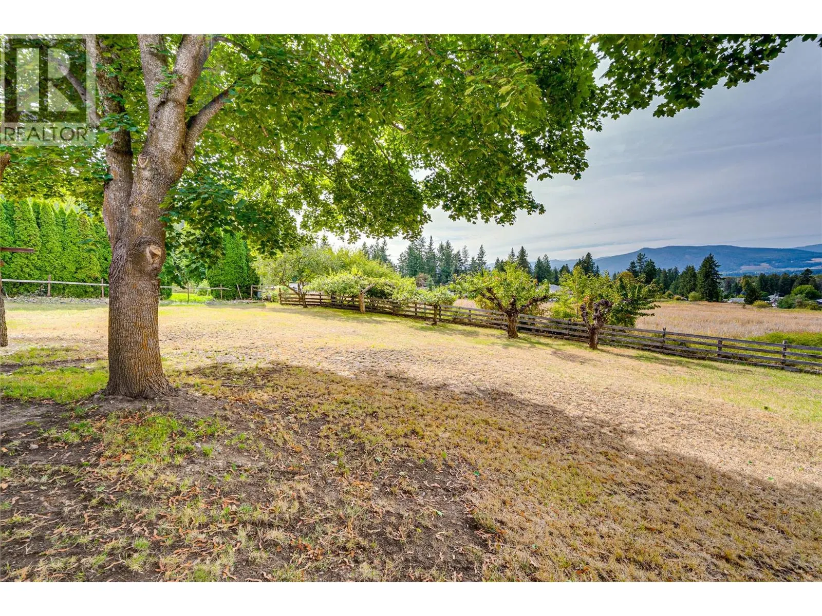 3275 Upper McLeod Road