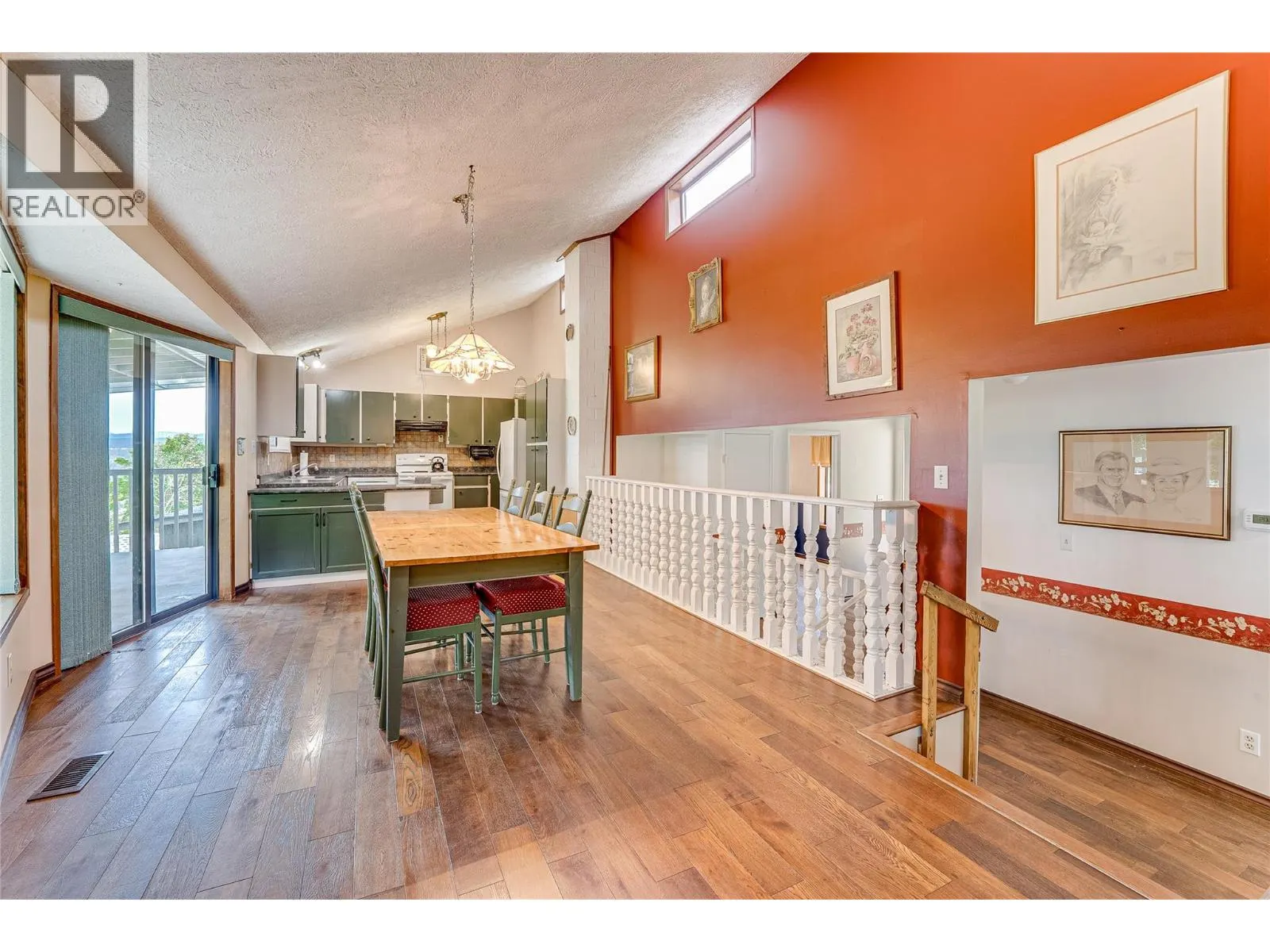 3275 Upper McLeod Road