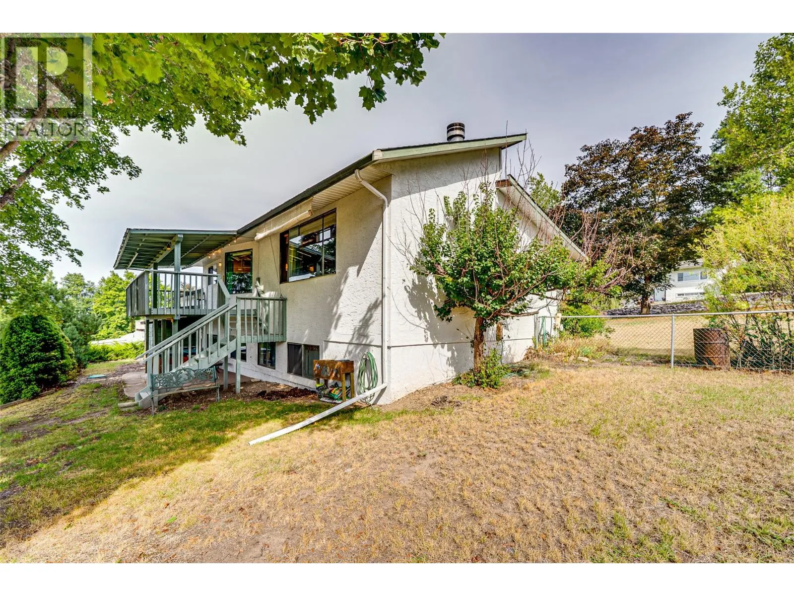 3275 Upper McLeod Road