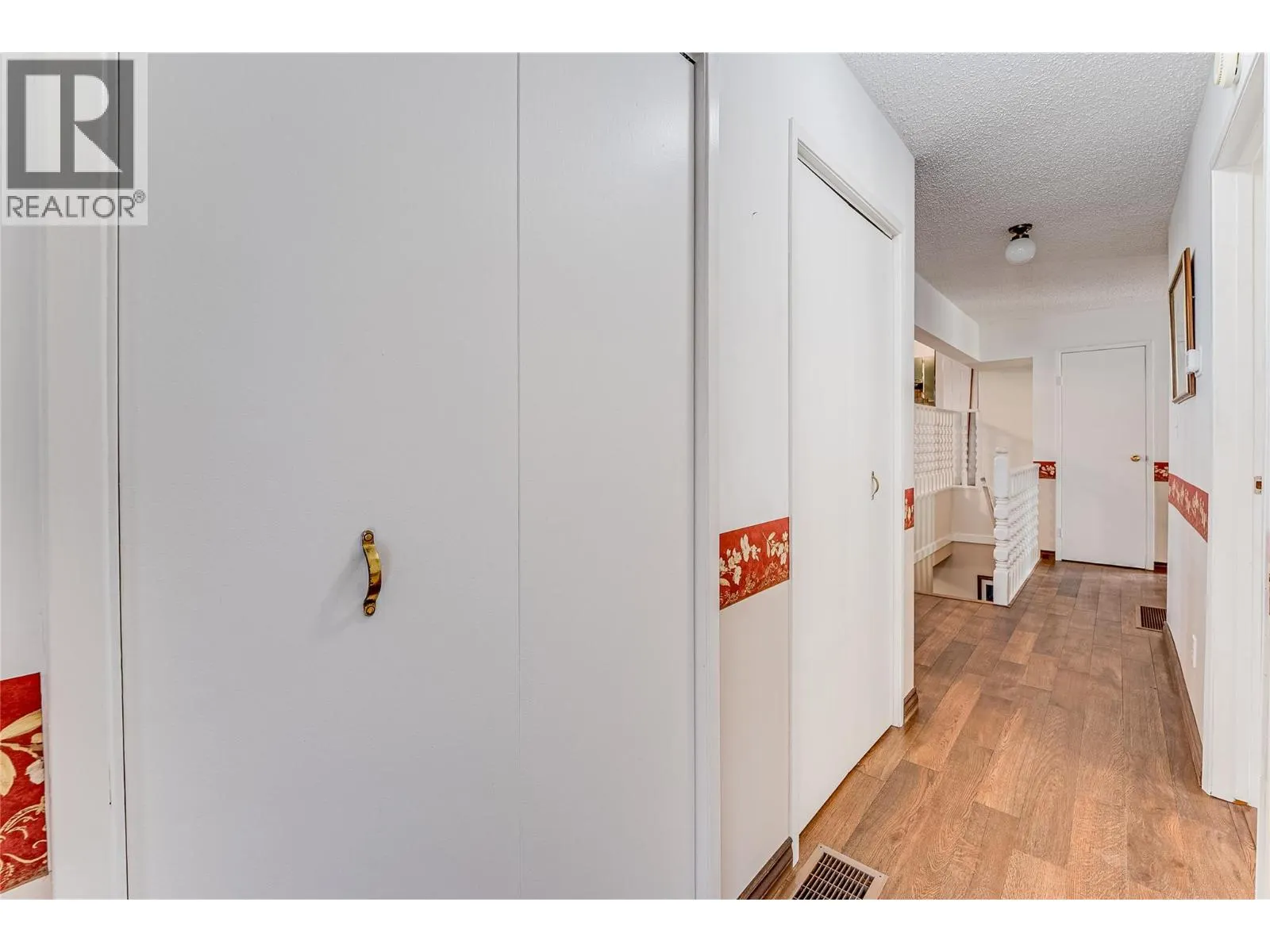 3275 Upper McLeod Road