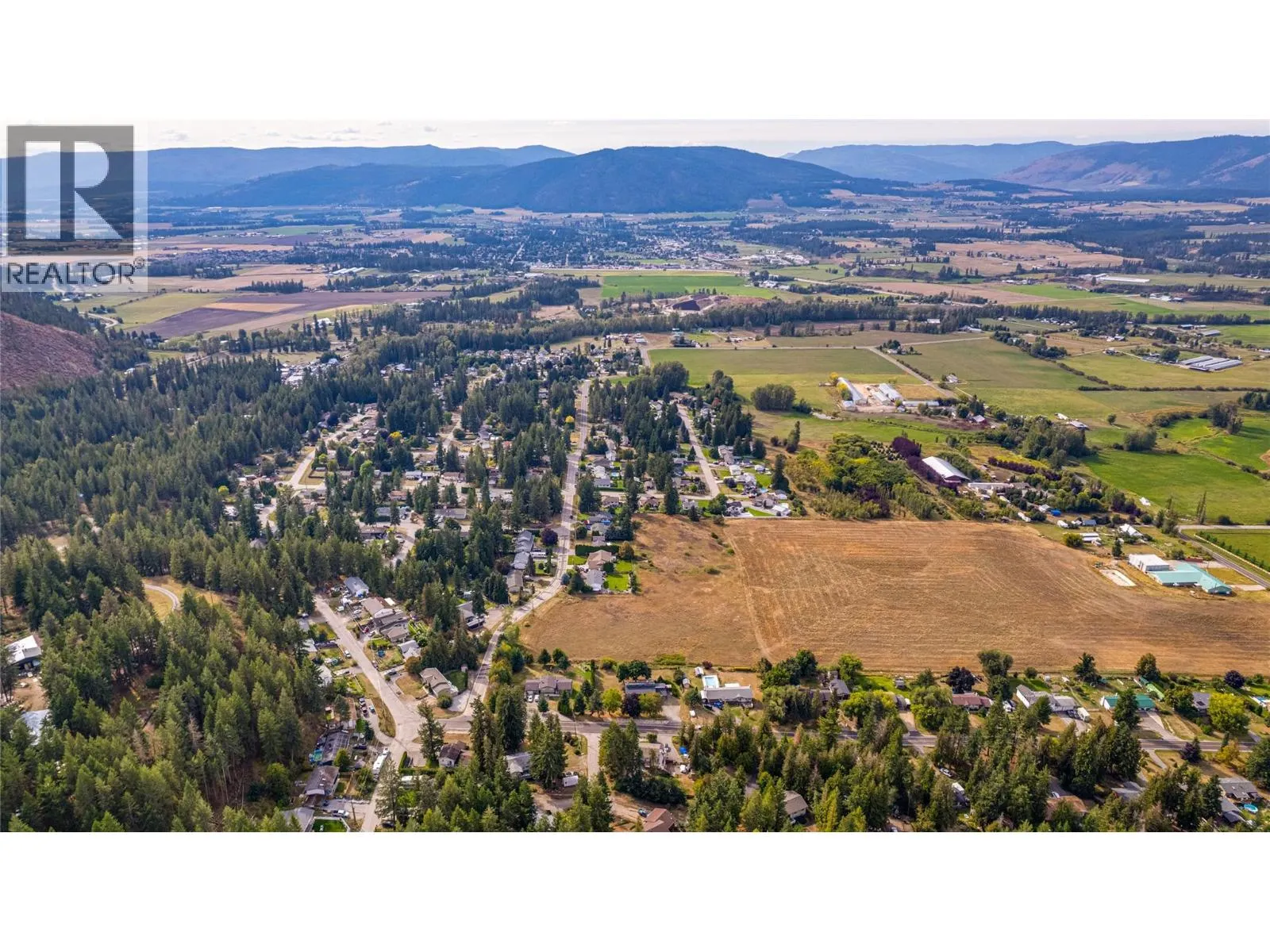 3275 Upper McLeod Road