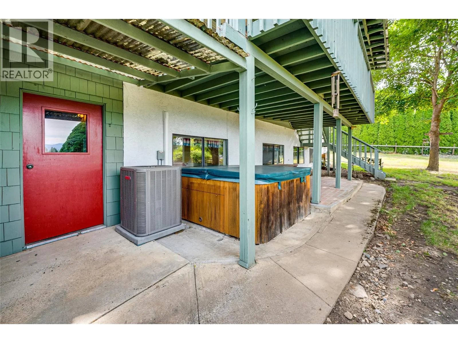 3275 Upper McLeod Road