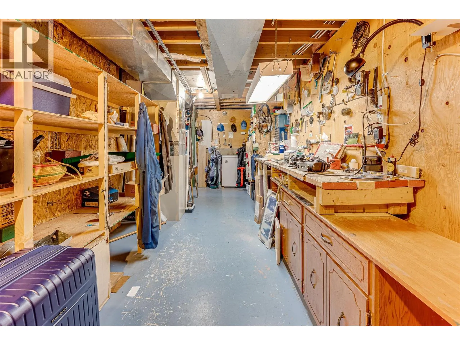 3275 Upper McLeod Road