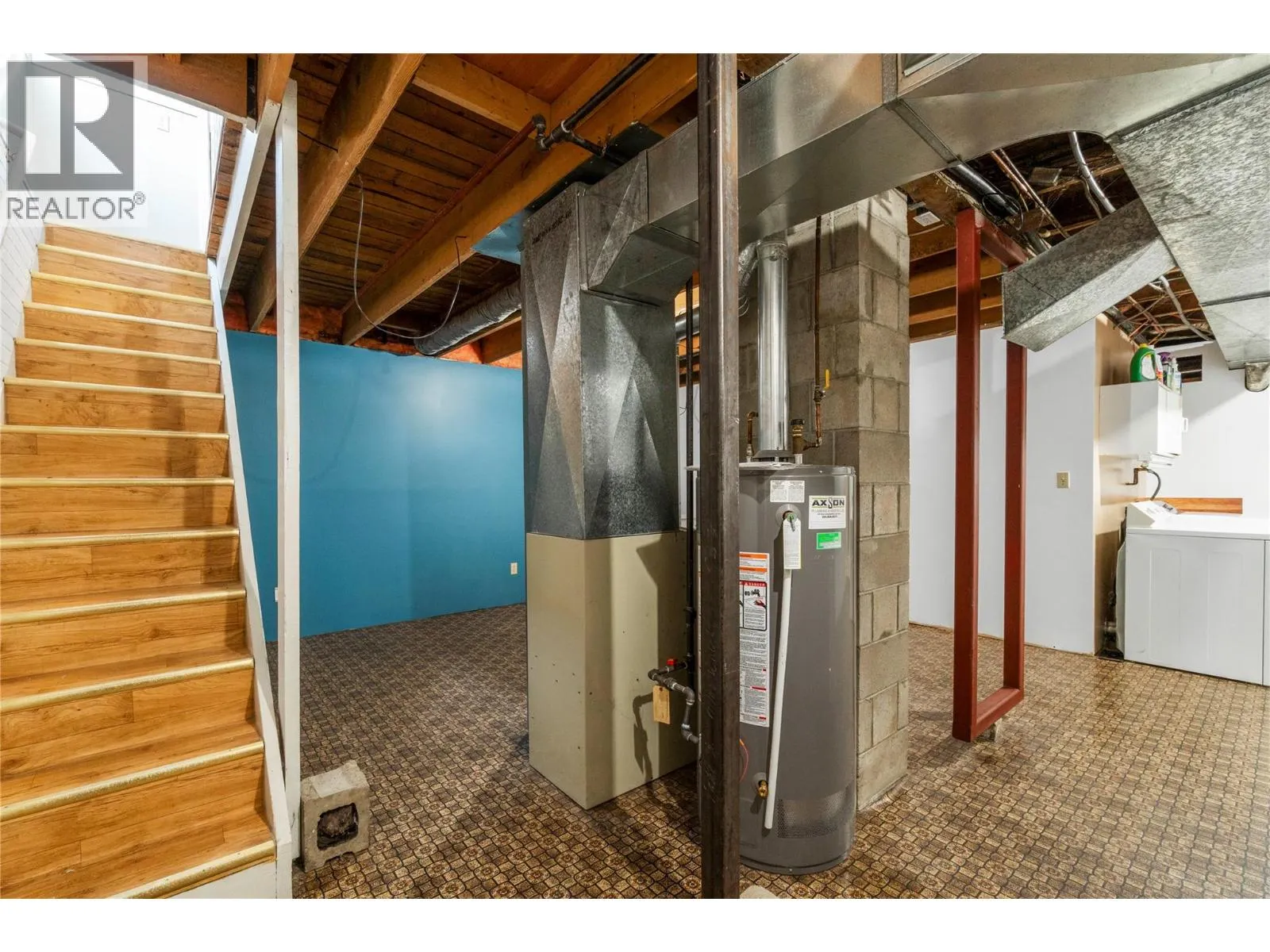 2970 30 Street NE
