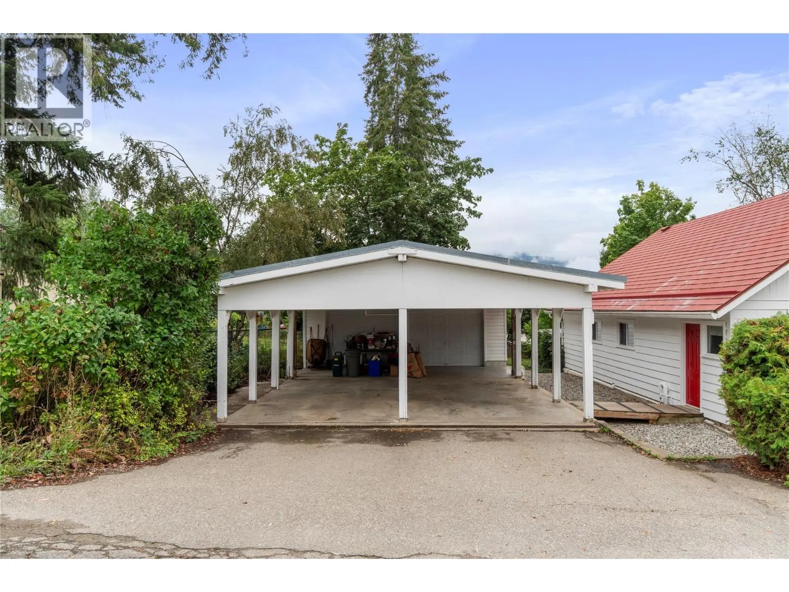 2970 30 Street NE