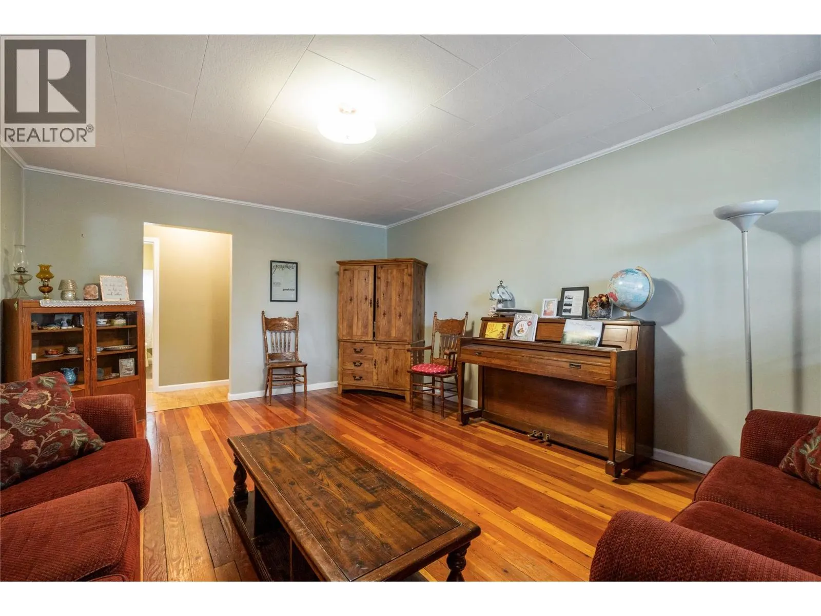 2970 30 Street NE