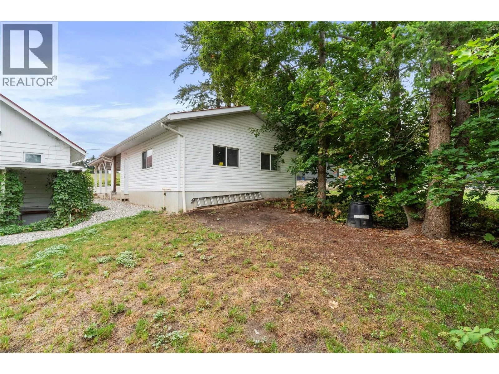 2970 30 Street NE