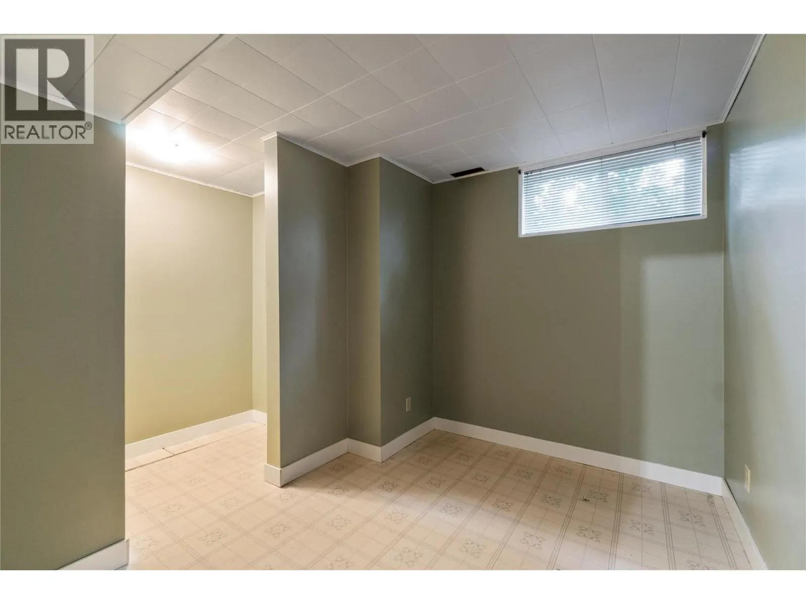 2970 30 Street NE