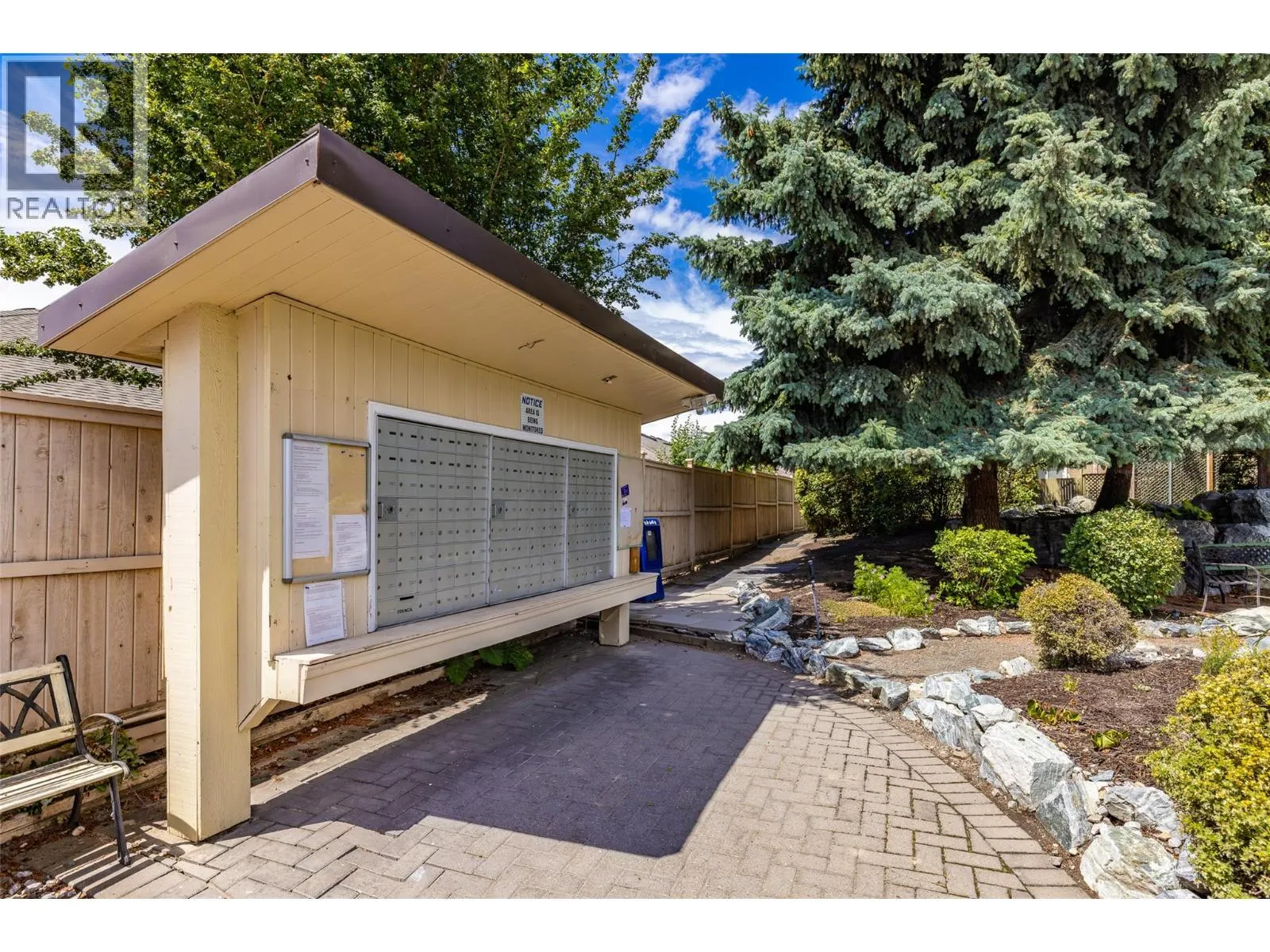 2210 LOUIE Drive Unit# 91