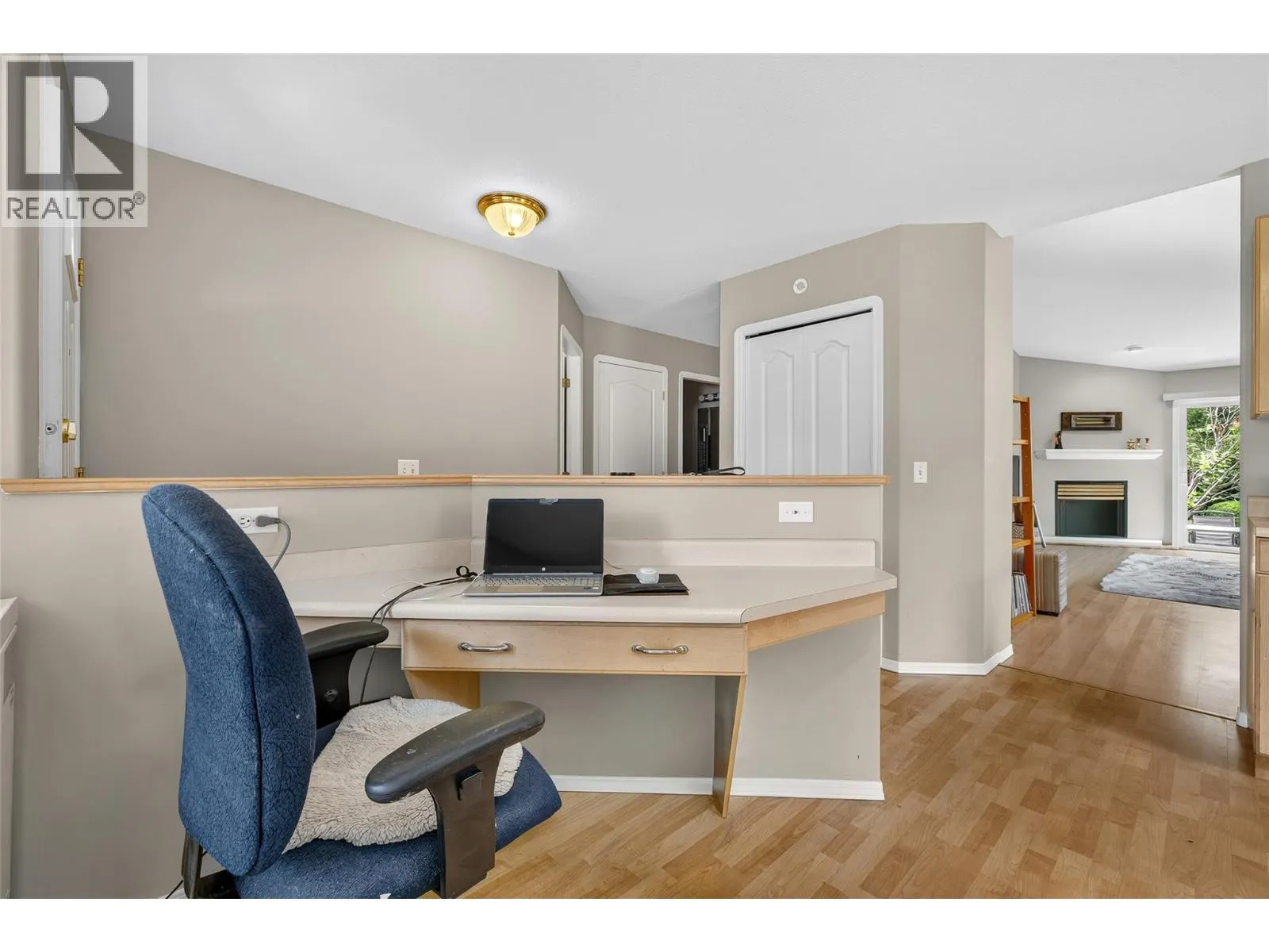2210 LOUIE Drive Unit# 91