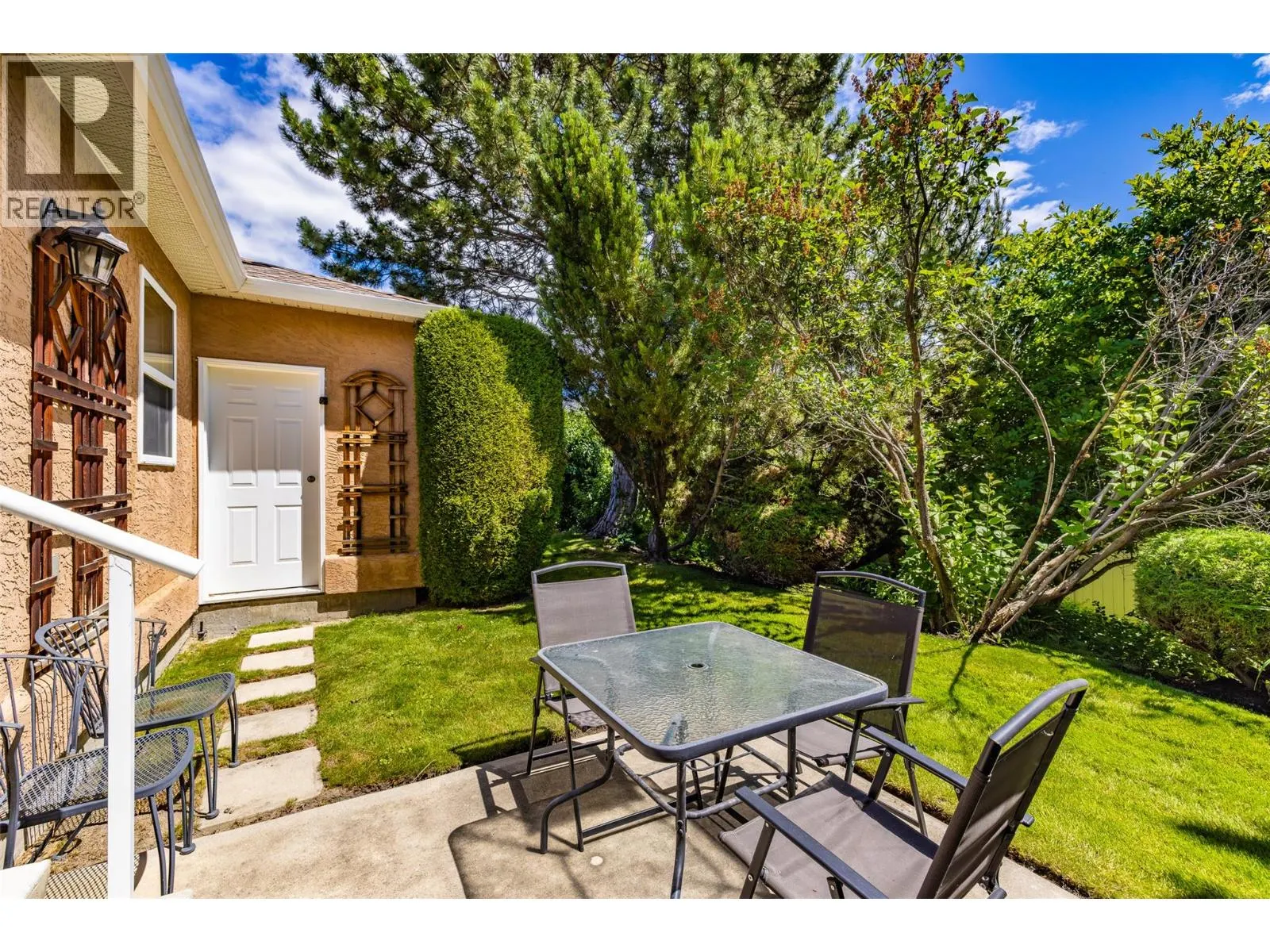 2210 LOUIE Drive Unit# 91