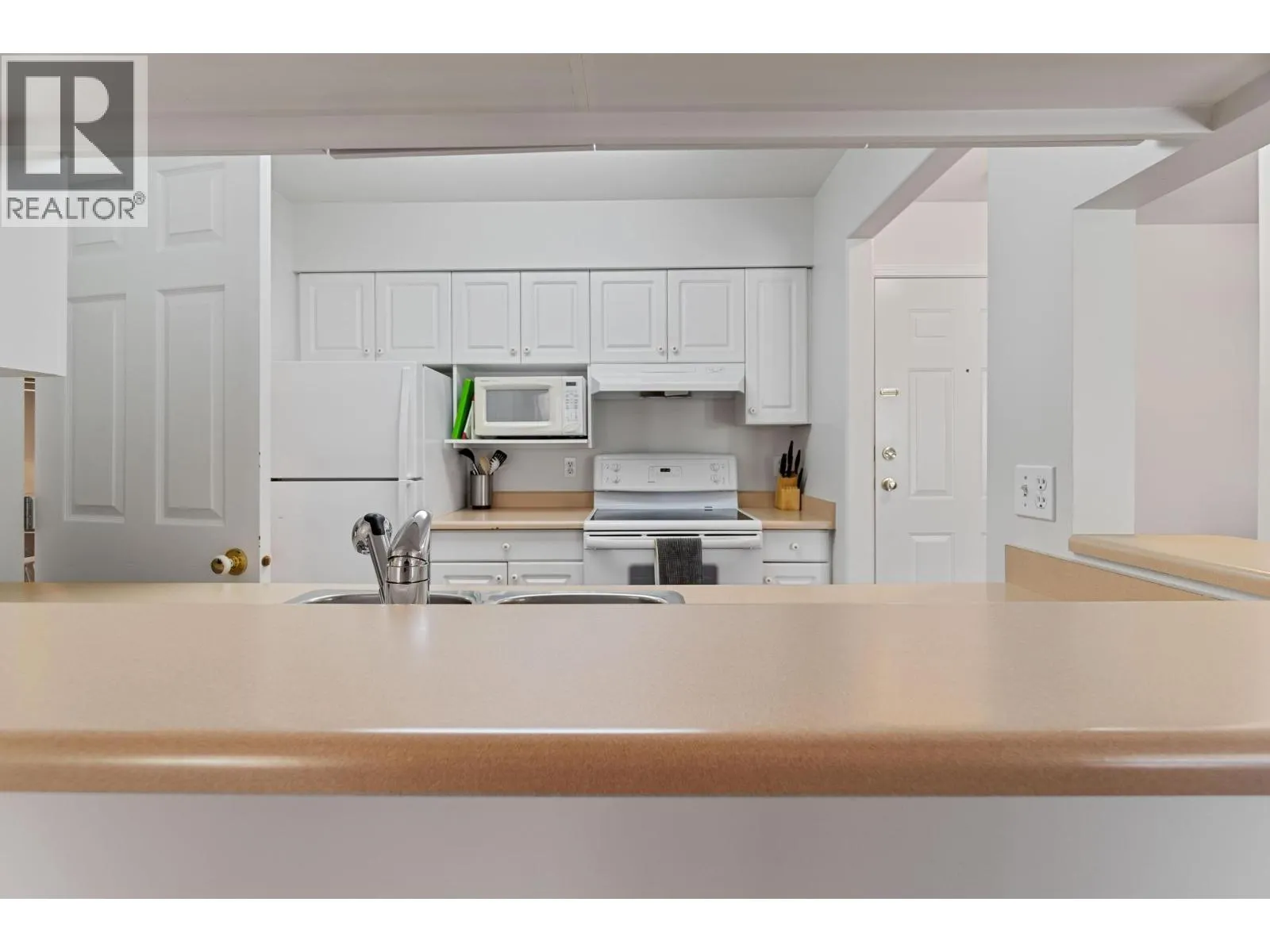 650 3 Street Unit# 207