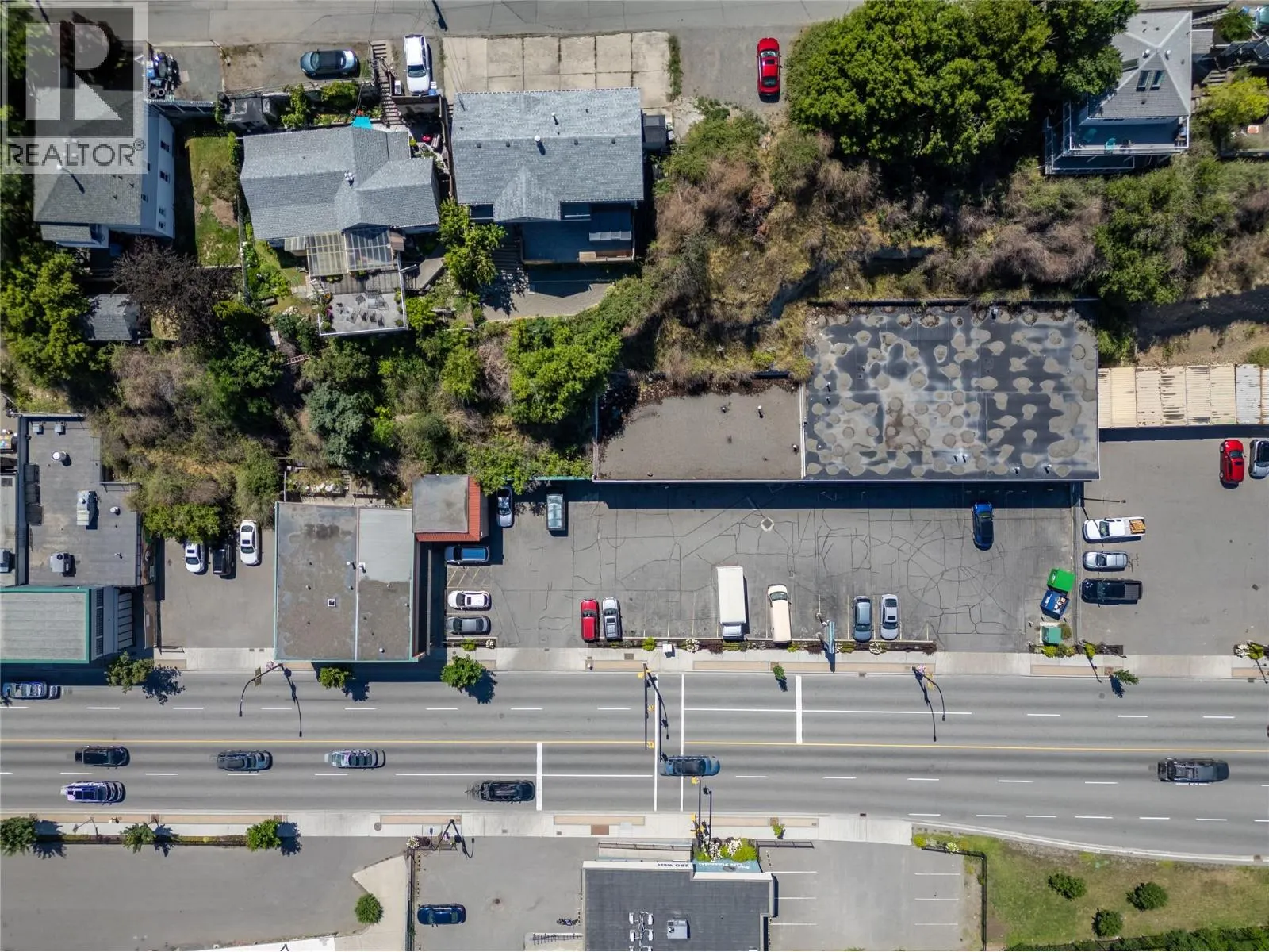 281 VICTORIA Street W