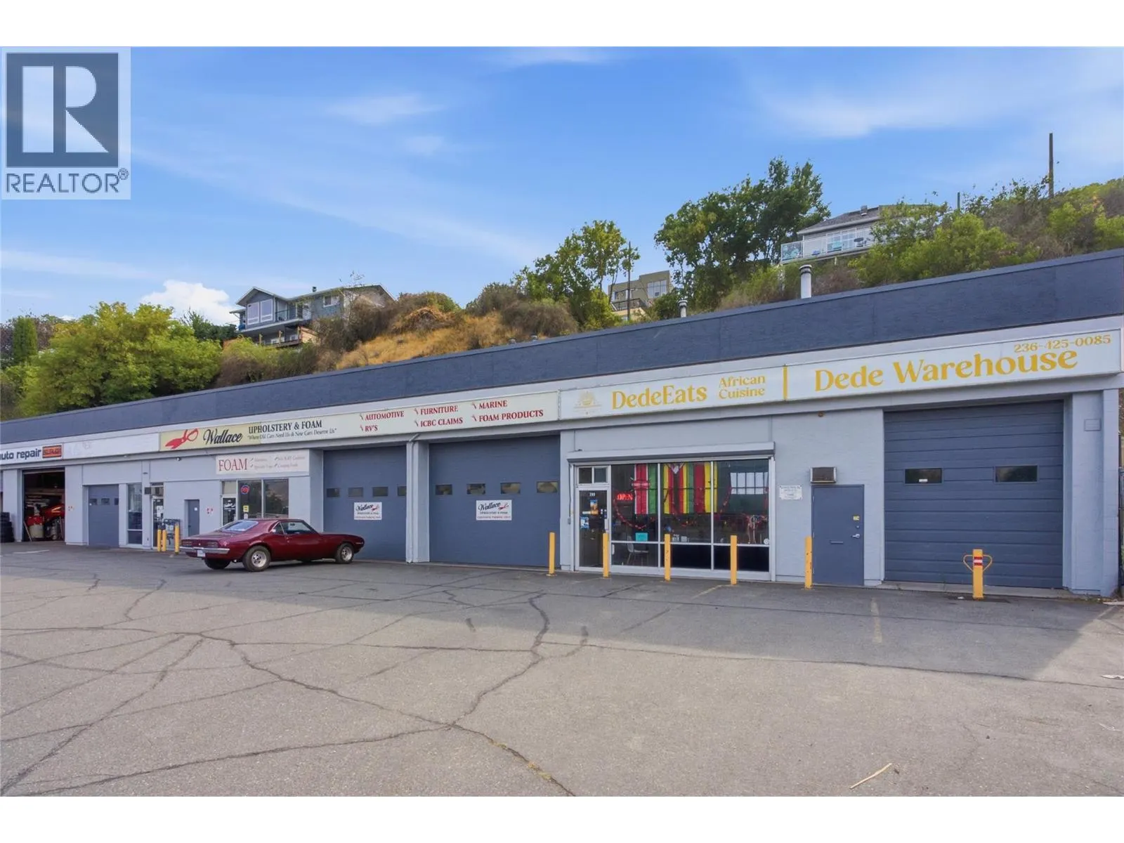 281 VICTORIA Street W